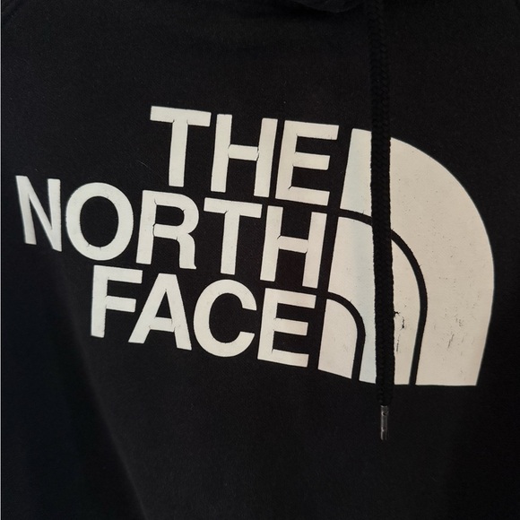 The North Face Women's Black Logo Hoodie - Picture 2 of 4
